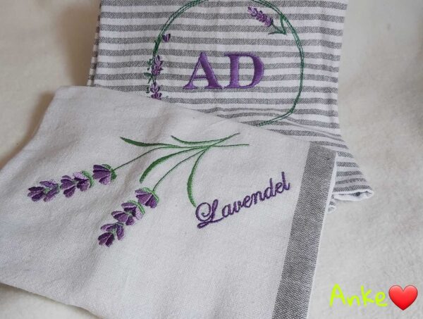 Stickdatei Blumenkranz Lavendel
