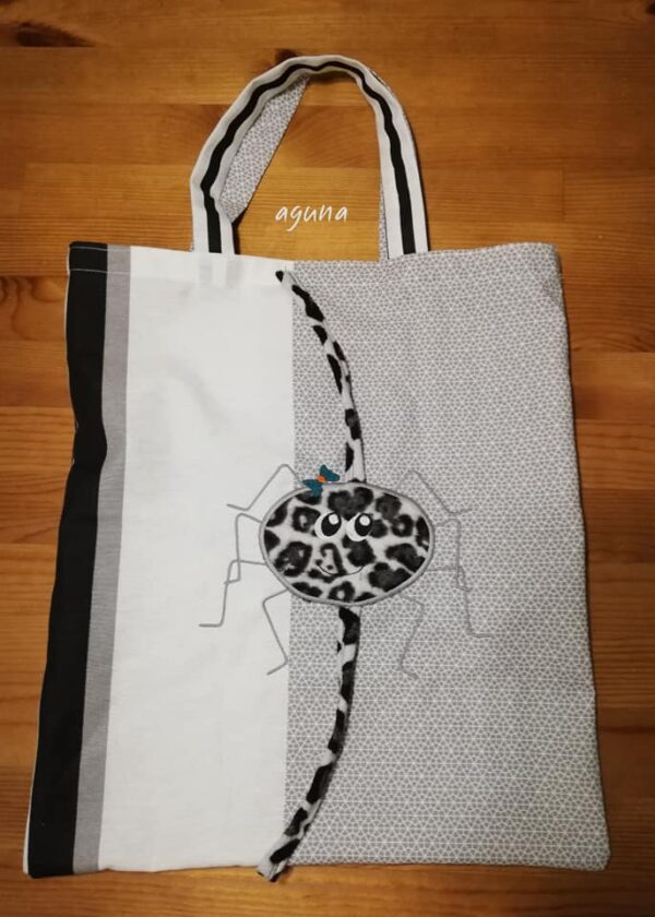 Stickdatei Spinnenfamilie Doodle Applikation