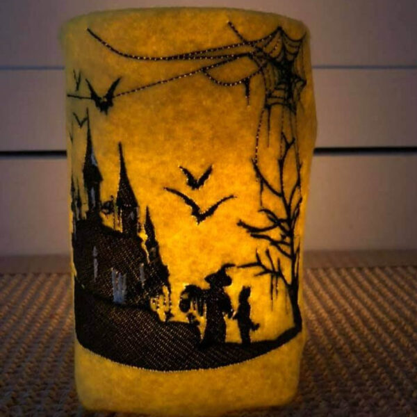 Stickdatei Gruselschloss im Scherenschnitt-Stil