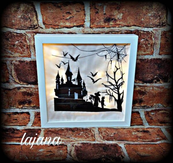 Stickdatei Gruselschloss im Scherenschnitt-Stil