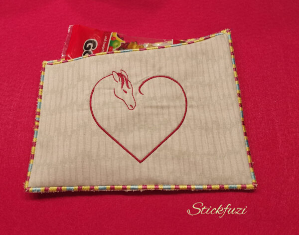 Stickdatei Herz Pferd