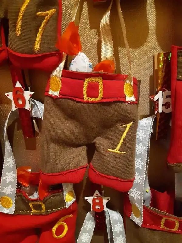 ITH Stickdatei Adventskalender Hosen