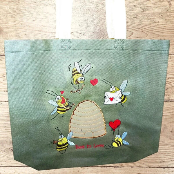 ITH Stickdatei Bees in Love – Verliebte Bienen sticken 10x10