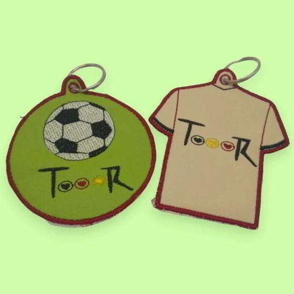 ITH Fußball Stickdatei – 3 Größen + Anhänger