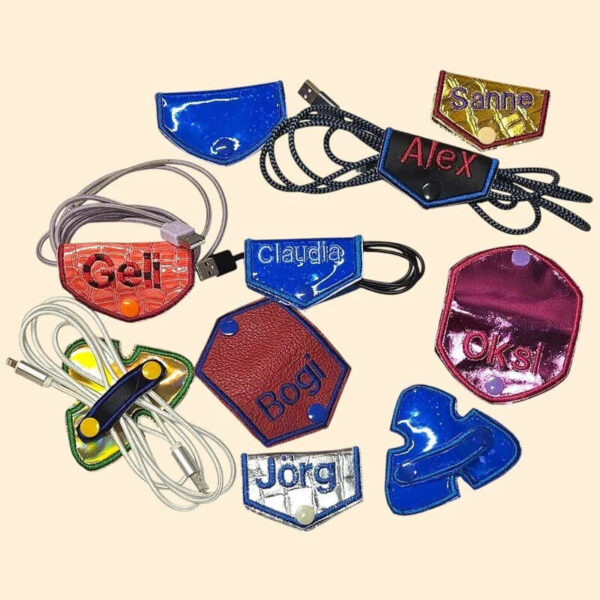 ITH Stickdatei Kabel-Kopfhörer-Halter