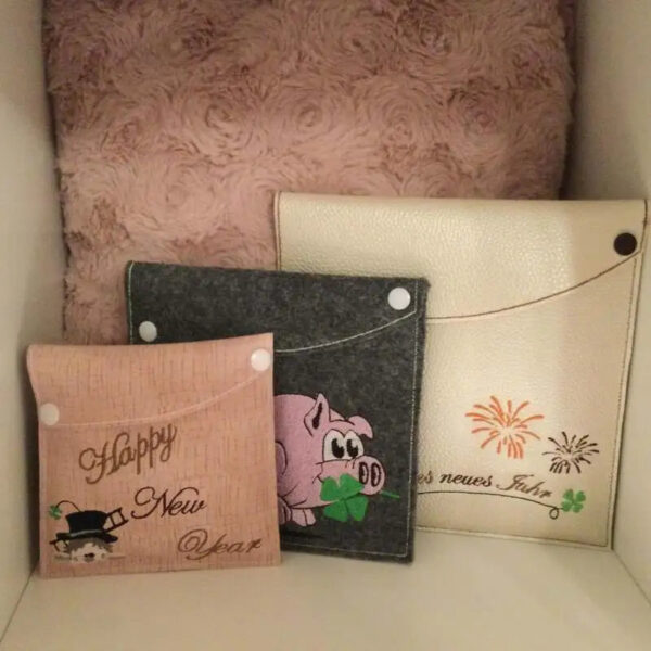 ITH Stickdatei Knopftasche Blanko