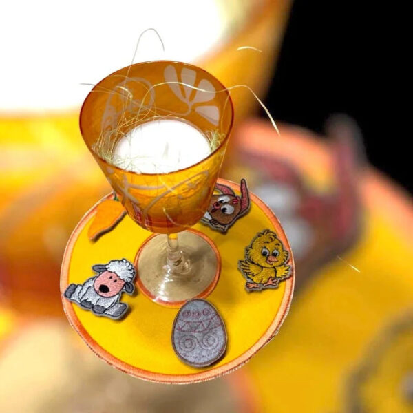 ITH Stickdatei Osterkranz Gesteck mit Figuren