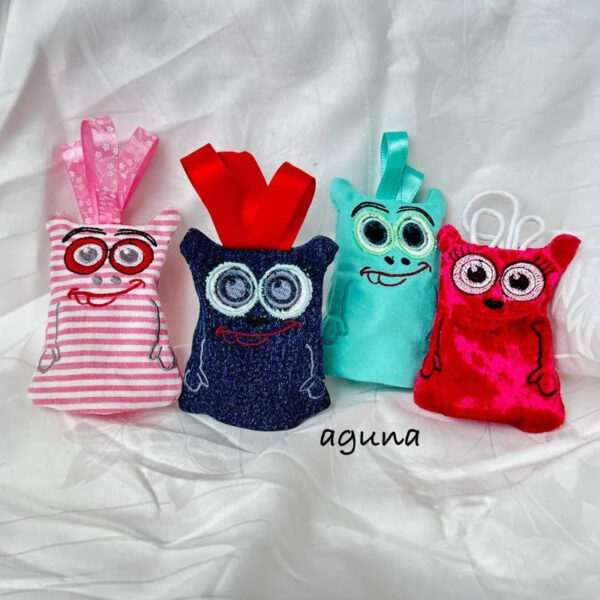 ITH Stickdatei Mini Kuschelmonster stiXX und StiXXie