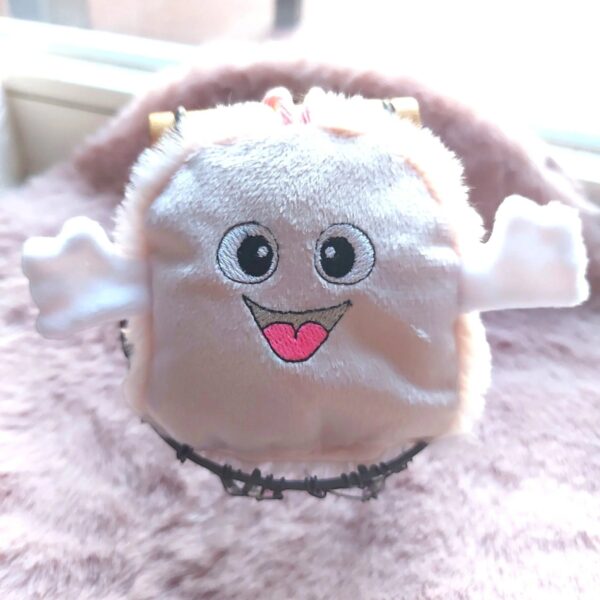 ITH Stickdatei Kuschelwuschel - ein süßer Anhänger