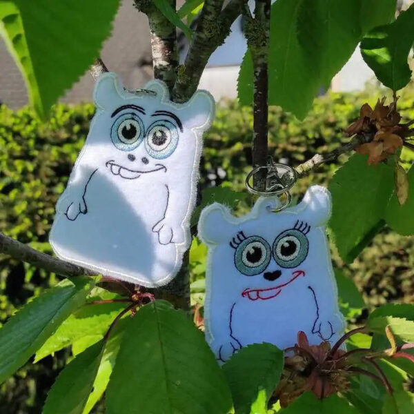 ITH Stickdatei Monsterstixx Anhänger