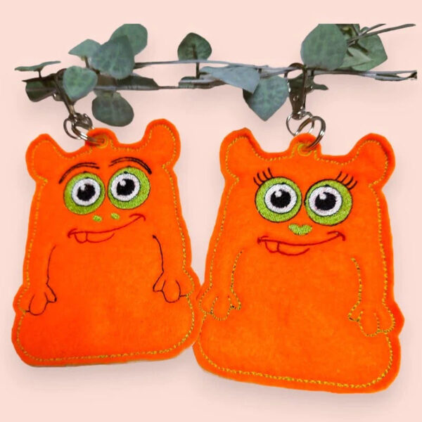 ITH Stickdatei Monsterstixx Anhänger