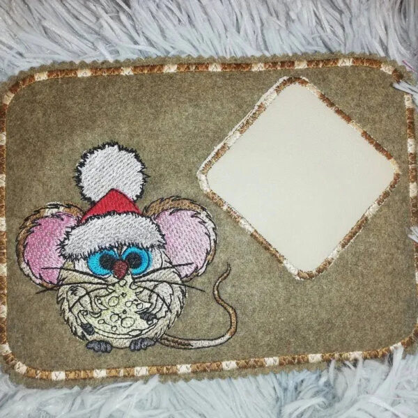 ITH Stickdatei Mugrug Weihnachtsmaus