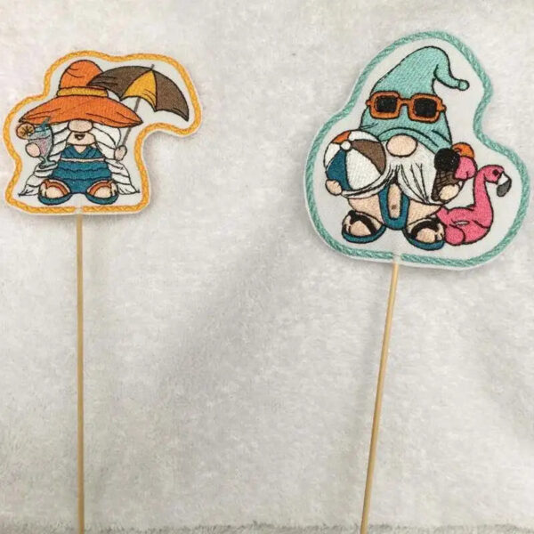 ITH Stickdatei Stabfigur und Vollstick Beach Wichtel