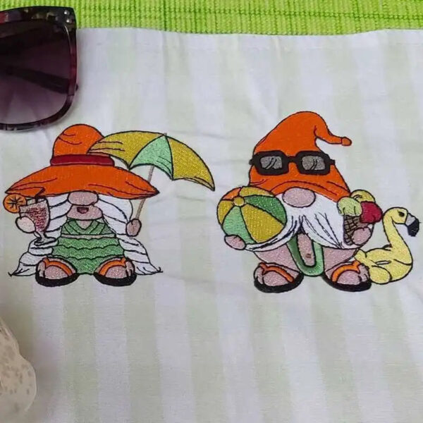 ITH Stickdatei Stabfigur und Vollstick Beach Wichtel