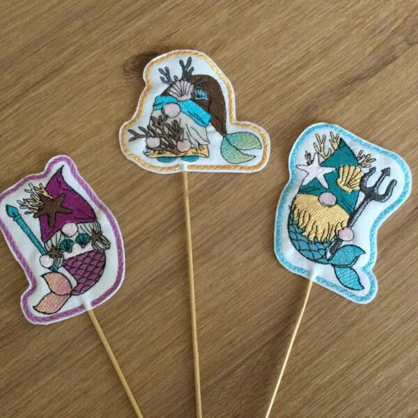 ITH Stickdatei Stabfigur und Vollstick Wichtel unter dem Meer