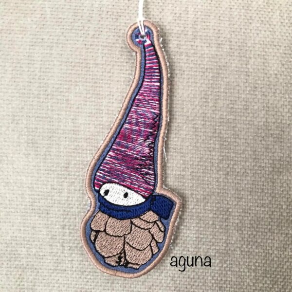 ITH Stickdatei Tannenzapfen Wichtel