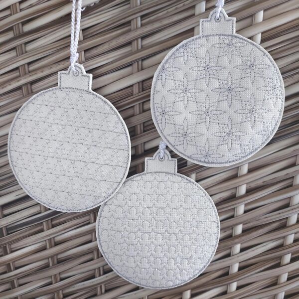 ITH Stickdatei Weihnachtskugel Blanko