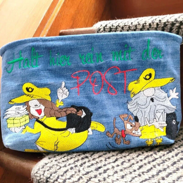 ITH Stickdatei Wichtel und Wichteline Postbote