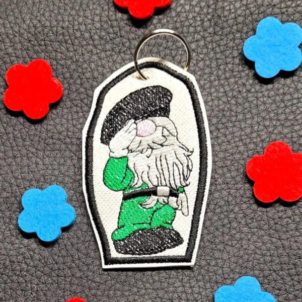 ITH Stickdatei Wichtel und Wichteline Soldat