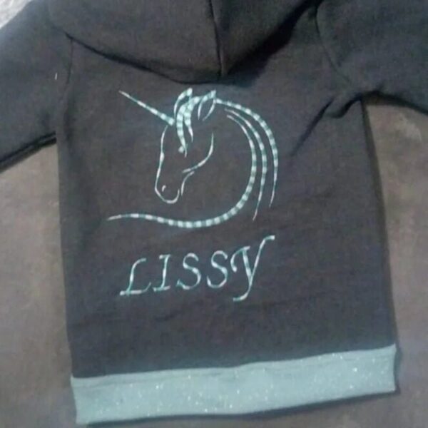 Stickdatei Einhorn Tribal – Edles Fantasy-Motiv für Textilien & Geschenke