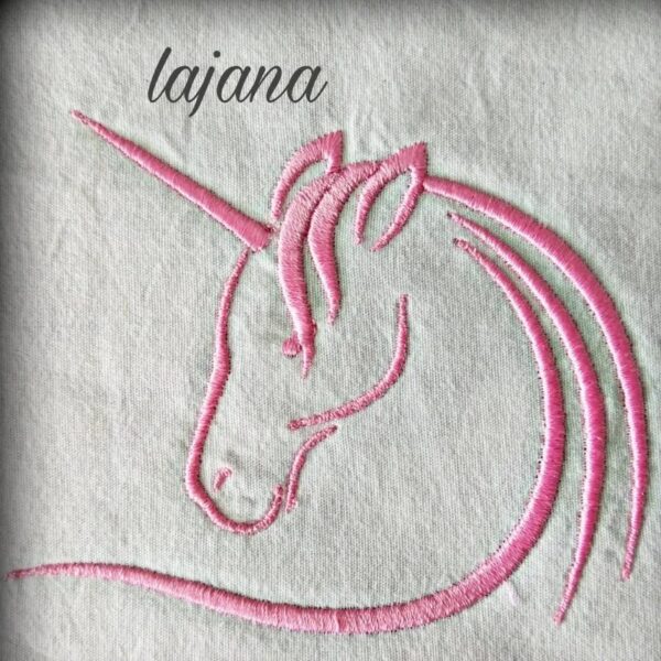 Stickdatei Einhorn Tribal – Edles Fantasy-Motiv für Textilien & Geschenke