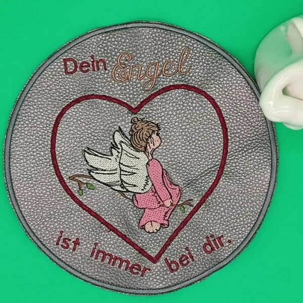 Stickdatei Engel mit Spruch