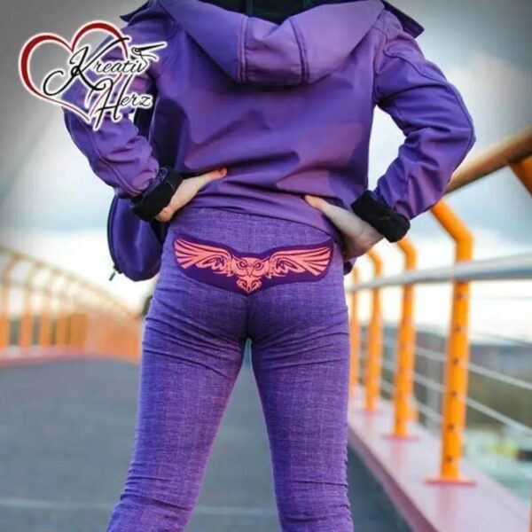 Stickdatei Eule im Flug – Majestätische Eule im Tribal-Style | stiXXie