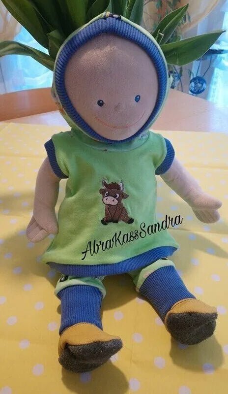 Stickdatei Kuh Elsa – Süße Kuh Vollstick für Babypuschen & mehr | stiXXie