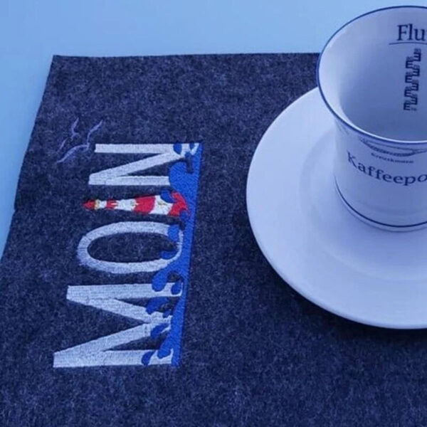 Stickdatei Leuchtturm mit Spruch Moin