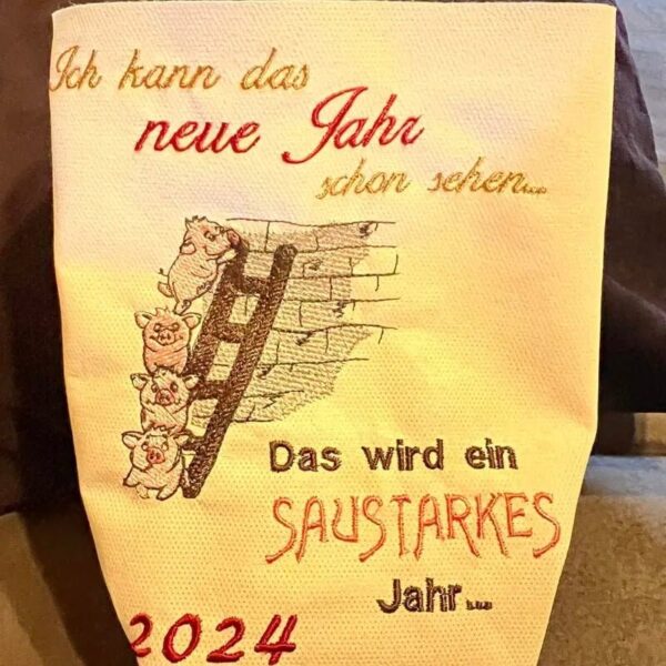 Stickdatei Schwein mit Sprüchen