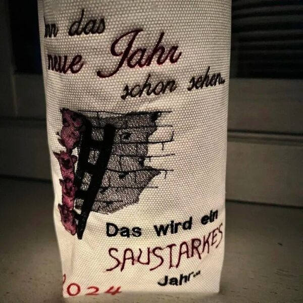 Stickdatei Schwein mit Sprüchen