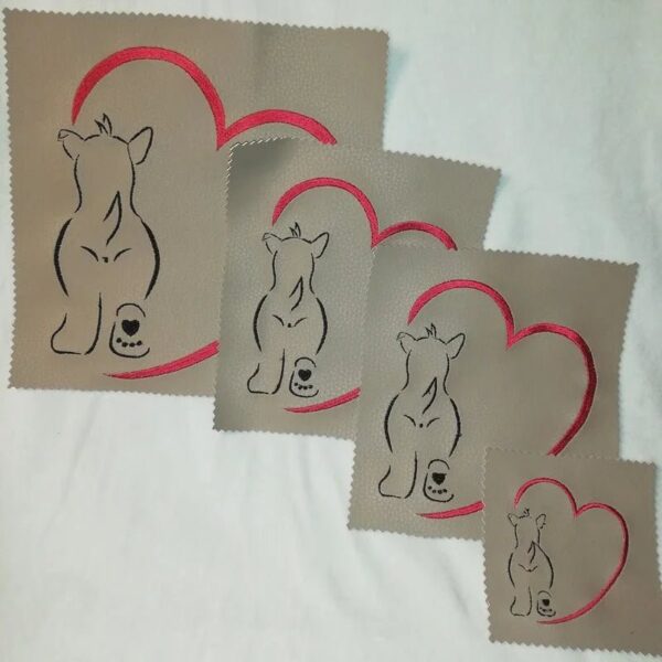 Stickdatei Spitzohr-Hund mit Herz