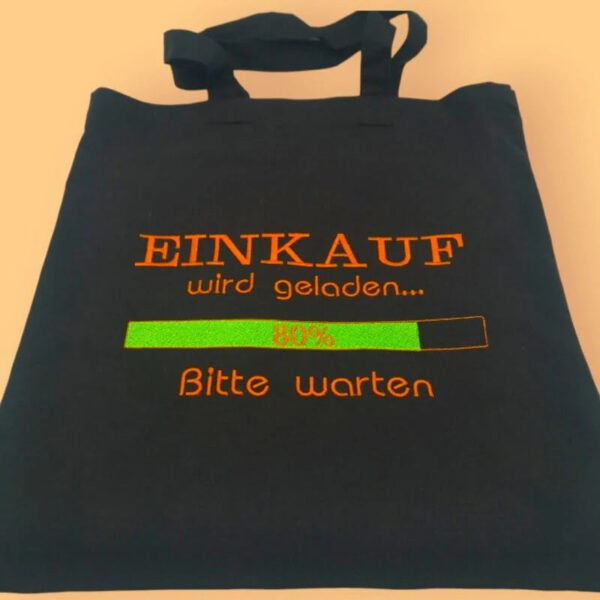 Stickdatei Spruch Wochenende wird geladen