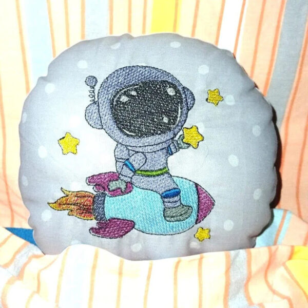 Stickdatei und Applikation Astronaut