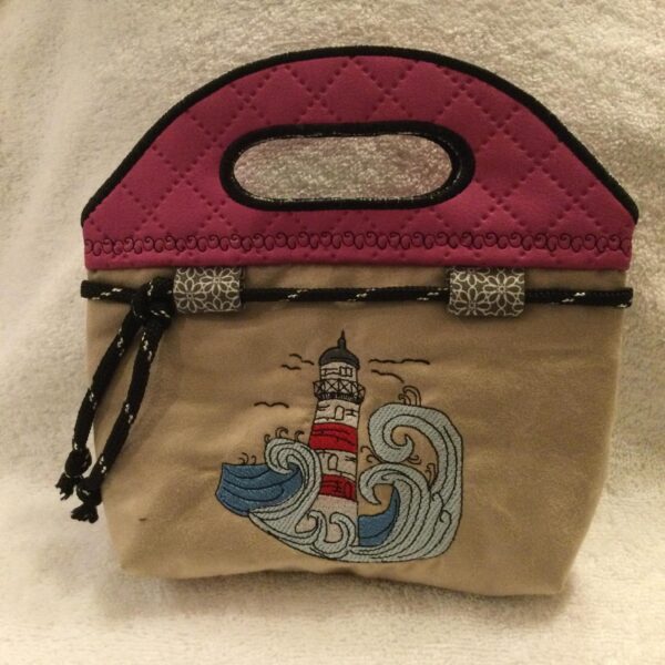 Stickdatei ITH Tasche mit Unterteilung und Laschen Blanko 🧵