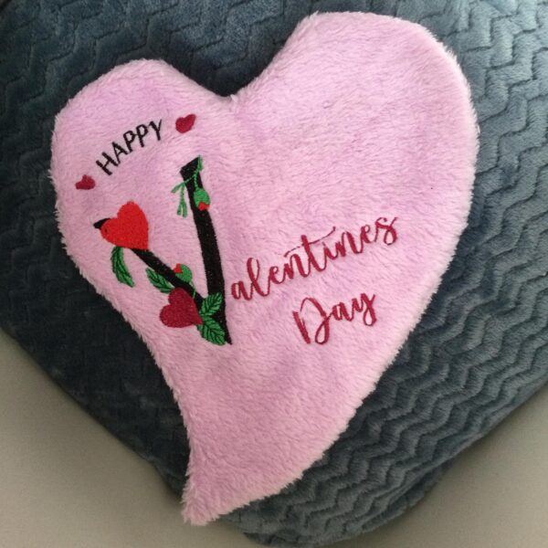 Stickdatei Buchstaben Monogramm mit Herzen