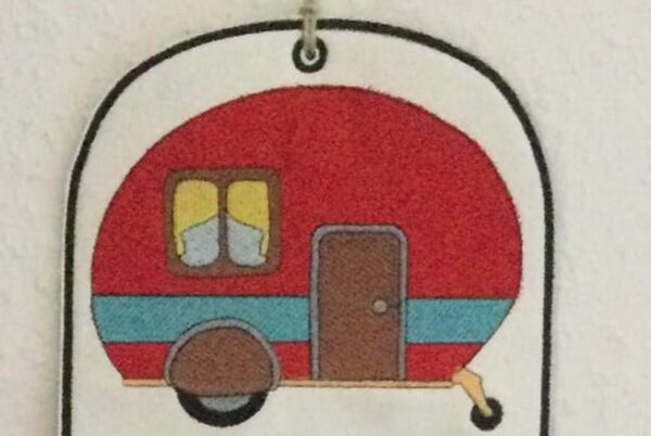 Stickdatei Camping Wohnwagen Anhänger