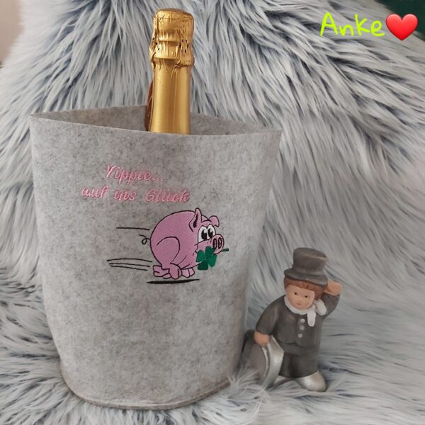 Stickdatei Schwein Glücksschwein