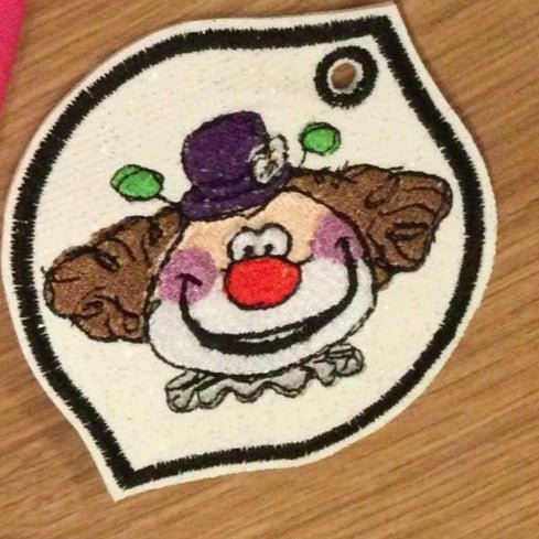 ITH Stickdatei Clownsanhänger