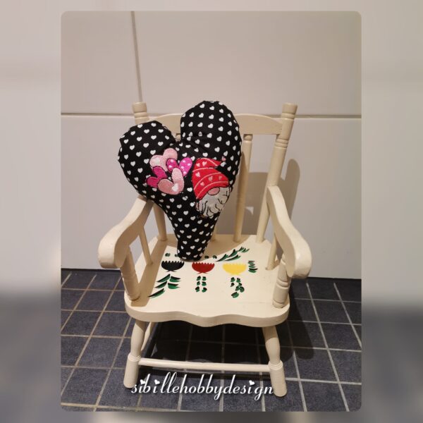 ITH Stickdatei Kissen Herzform