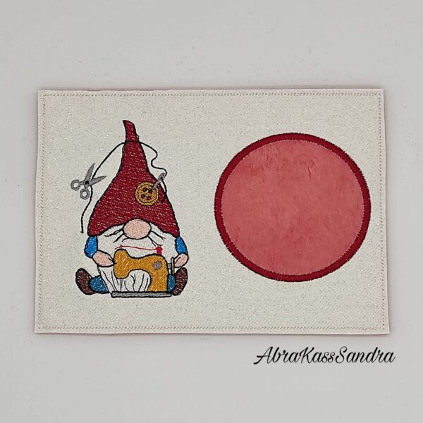 ITH Stickdatei Stabfigur, Anhänger und Vollstick Nähwichtel