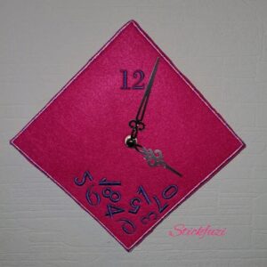 ITH Stickdatei Uhr Zahlenchaos 🔢