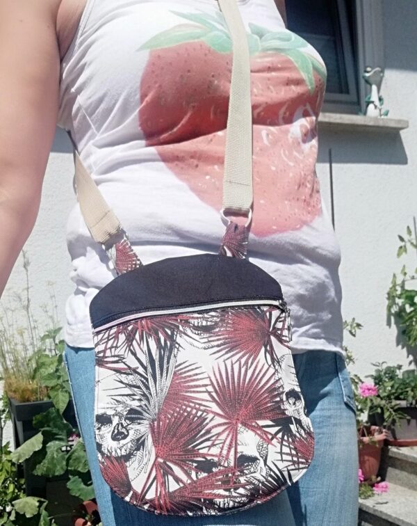 ITH Stickdatei Tasche 20x28 – Kleine Umhängetasche sticken